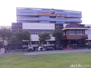 Diduga Beri Layanan Plus-plus, Polisi Gerebek 6 Panti Pijat di Kediri Diduga Beri Layanan Plus-plus, Polisi Gerebek 6 Panti Pijat di Kediri