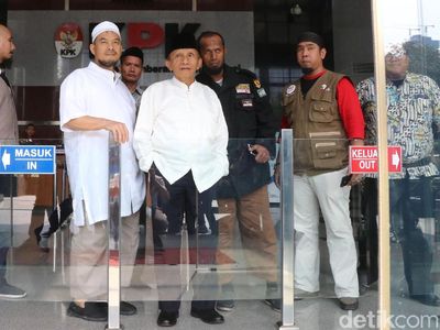 Tak Ditemui Ketua KPK, Amien Rais Langsung Pulang