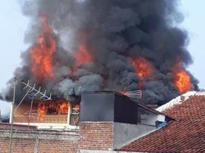Rumah Mewah Terbakar di Bandung, Pemilik Rugi Rp 2 Miliar