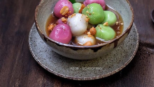 Slurpp! Semangkuk Wedang Ronde Ini Ampuh Hangatkan Badan
