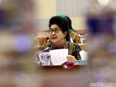 Menkes Nila Moeloek Bahas Jaminan Kesehatan Nasional Bersama DPR