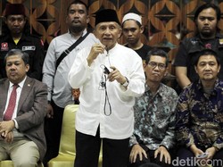 Kubu Jokowi Balas Amien Rais: Yang Didukungnya Selalu Kalah!