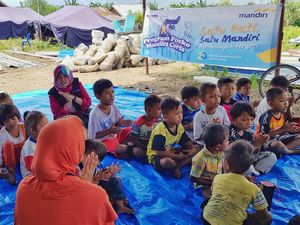 Pemulihan trauma Anak-anak Korban Gempa Pemulihan trauma Anak-anak Korban Gempa