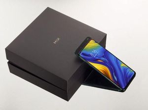 Penampakan Xiaomi Mi Mix 3 yang Menggoda