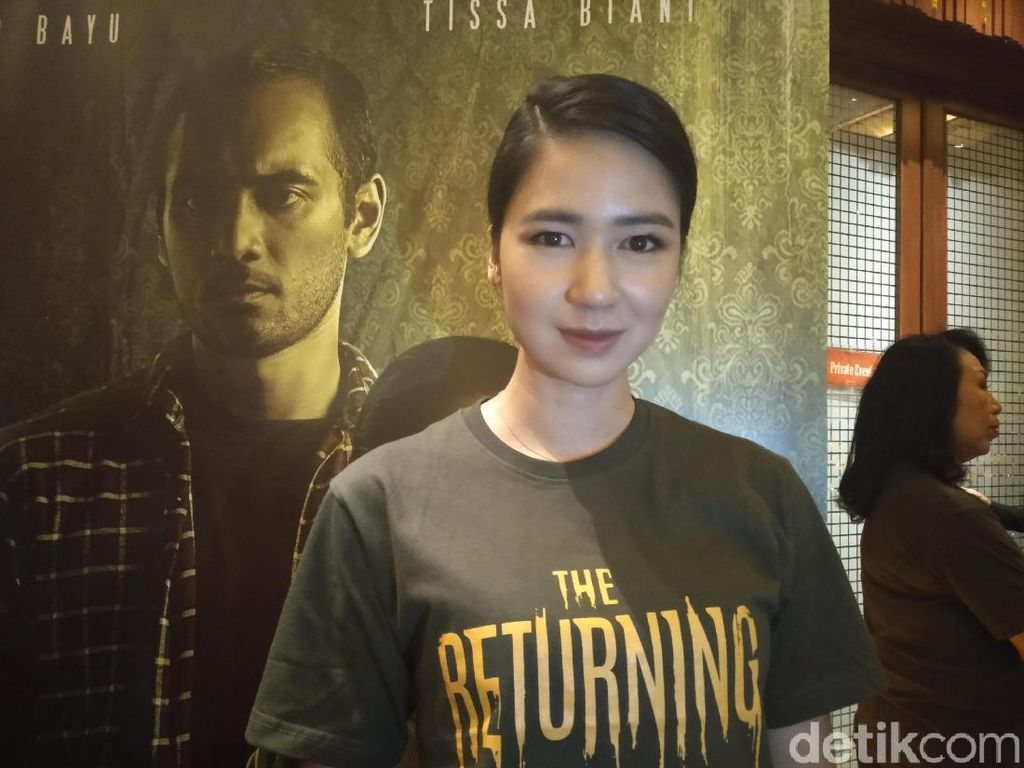 Laura Basuki Adegan Ranjang dengan Ario Bayu di Film, Apa Kata Suaminya? Laura Basuki Adegan Ranjang dengan Ario Bayu di Film, Apa Kata Suaminya?