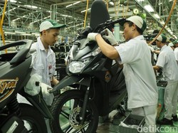 Warna Baru Skutik Terlaris Honda BeAT