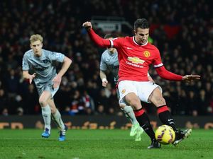 Imbas Corona, Van Persie Batal ke Jakarta