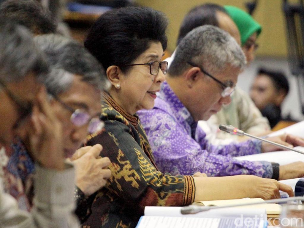 Menkes Sebut Rumah Sakit yang Baik Itu Bersih dan Bukan Bau Karbol Menkes Sebut Rumah Sakit yang Baik Itu Bersih dan Bukan Bau Karbol