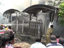 3 Rumah dan Kios Ludes Dilalap Api, Mobil dan Motor Hangus