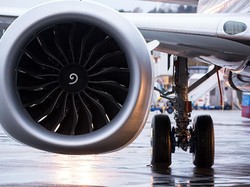 Bahan Bakar SAF Lebih Mahal, Maskapai: Manajemen Traffic Udara Lebih Penting