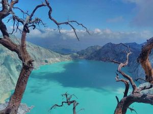 Dua Sisi Kawah Ijen yang Menakjubkan