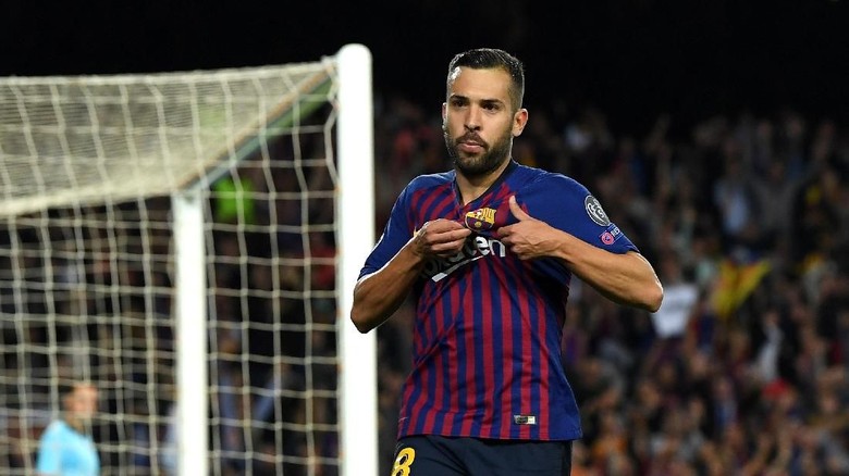 Alba pada Barca: Kontrakku Diperpanjang atau Tidak? Alba pada Barca: Kontrakku Diperpanjang atau Tidak?