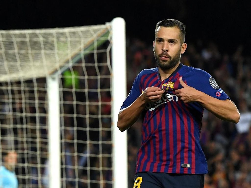Alba pada Barca: Kontrakku Diperpanjang atau Tidak? Alba pada Barca: Kontrakku Diperpanjang atau Tidak?