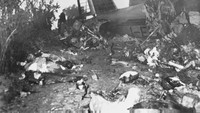 Tragedi pesawat pertama yang menimpa tim sepakbola adalah Tragedi Superga di tahun 1949. Pesawat yang membawa skuat Torino jatuh saat baru lepas landas di bukit Superga yang menewaskan seluruh anggota skuat, pelatih, dua jurnalis, dan empat awak pesawat termasuk pilot. (Keystone/Hulton Archive/Getty Images)