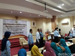 198 Warga Bantul Terima Bantuan Tunai untuk Modal Usaha