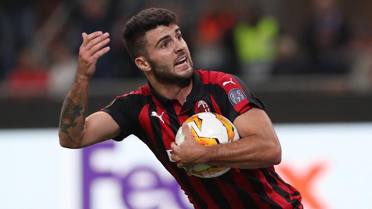 Penyerang AC Milan Patrick Cutrone jadi salah satu finalis Golden Boy 2018 (Foto: Marco Luzzani/Getty Images)