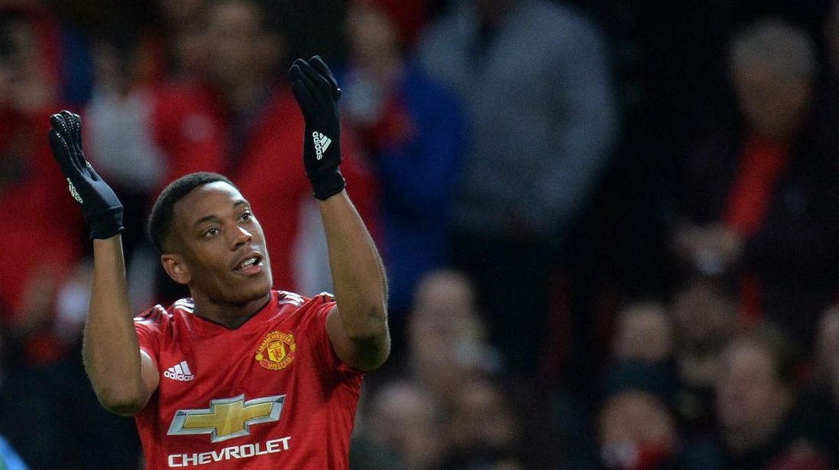 Anthony Martial menghapus akun-akun media sosialnya. Foto: Peter Powell/Reuters