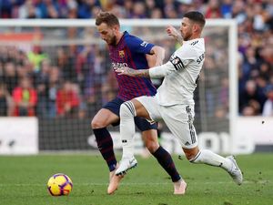 Apparel Apa yang Mendominasi Eropa? Nike, Adidas, atau Puma?