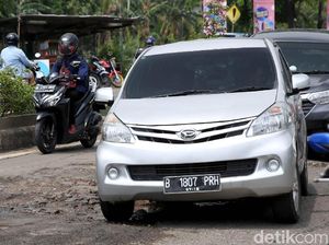 Hati-hati Berkendara di Jalan Rusak, Perhatikan Kecepatan