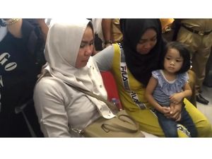 Jerit Tangis Keluarga Penumpang Lion Air di Bandara Pangkalpinang