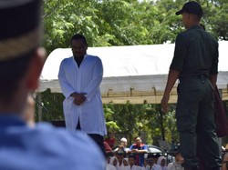 Mesum dengan Karyawan, Manajer Hotel Dicambuk 28 Kali di Aceh