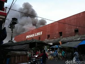 Merawat Pasar Tempo Doeloe Merawat Pasar Tempo Doeloe