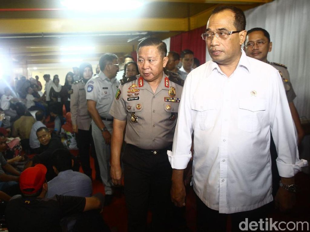 Menhub Rombak Pejabat Ditjen Udara, Polana Jadi Dirjen Menhub Rombak Pejabat Ditjen Udara, Polana Jadi Dirjen