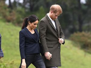 Kanada Tak Selamatkan Meghan Markle dan Pangeran Harry dari Paparazi