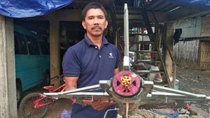 Kenalkan! Sopir Angkot Pembuat Pesawat Nirawak dari Maros