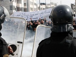 Gelar Aksi di Perbatasan, 15 Warga Palestina Ditembak