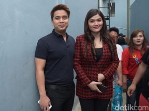 Nggak Ngaku Juga! Billy Syahputra Sebut Putus dari Hilda Cuma Gosip Nggak Ngaku Juga! Billy Syahputra Sebut Putus dari Hilda Cuma Gosip