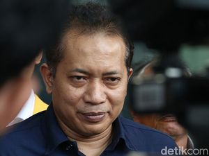 Ferry Yuliantono Gugat Presidential Threshold Agar Jadi 0 Persen ke MK! Ferry Yuliantono Gugat Presidential Threshold Agar Jadi 0 Persen ke MK!