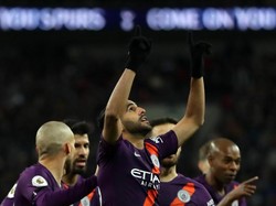 Mahrez Dedikasikan Golnya untuk Mendiang Bos Leicester