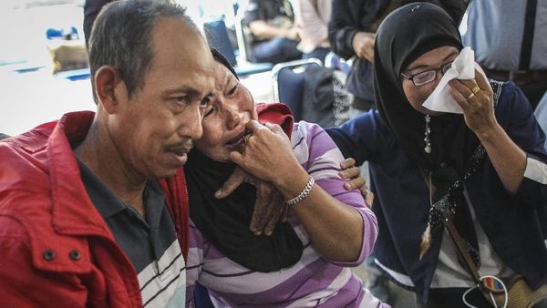 Suasana Duka Selimuti Crisis Center Lion Air JT 610 di Halim