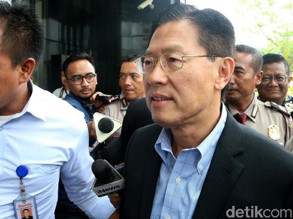 Ekspresi James Riady Saat Penuhi Panggilan KPK