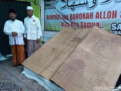 Dihadiahi Mushaf Alquran Kuno, Ini yang Dilakukan Prabowo