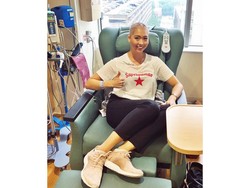 Cerita Inspiratif Mahasiswa Lulus dengan IPK Tertinggi Meski Idap Kanker