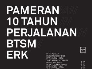 Efek Rumah Kaca Pamerkan Merchandise yang Dirilis 10 Tahun Terakhir