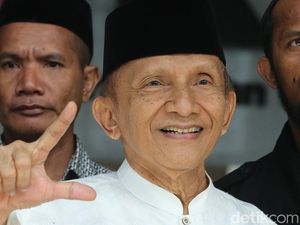 Loyalis Zulhas Tak Yakin Amien Rais Akan Gugat Kongres PAN V Loyalis Zulhas Tak Yakin Amien Rais Akan Gugat Kongres PAN V