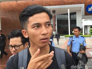 Pantau Pencarian Korban Lion Air, Keluarga ke Bandara Halim