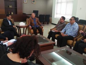 Utusan Pemerintah RI dan Inggris Bahas Kerja Sama Cegah Ekstremisme Utusan Pemerintah RI dan Inggris Bahas Kerja Sama Cegah Ekstremisme