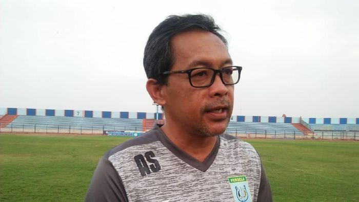 Pemain Persela Lamongan, Aji Santoso. (Foto: Eko Sudjarwo/Detikcom) Pemain Persela Lamongan, Aji Santoso. (Foto: Eko Sudjarwo/Detikcom)