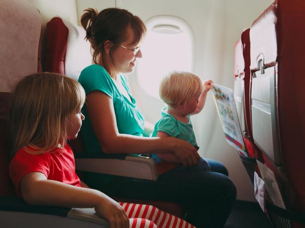 Anak di Bawah Usia 12 Tahun Akhirnya Diizinkan Naik Pesawat