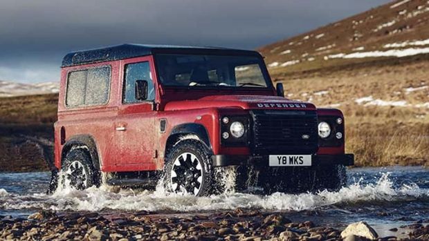 Land Rover Defender Works V8