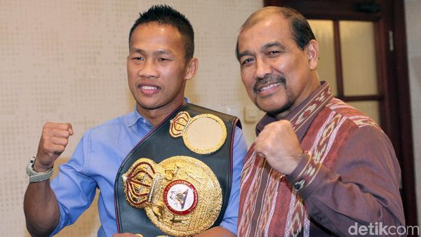 Petinju Daud Yordan Minta Dukungan DPD untuk Laga di Manchester