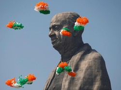 Dengan Pengamanan Ketat, India Resmikan Patung Tertinggi di Dunia