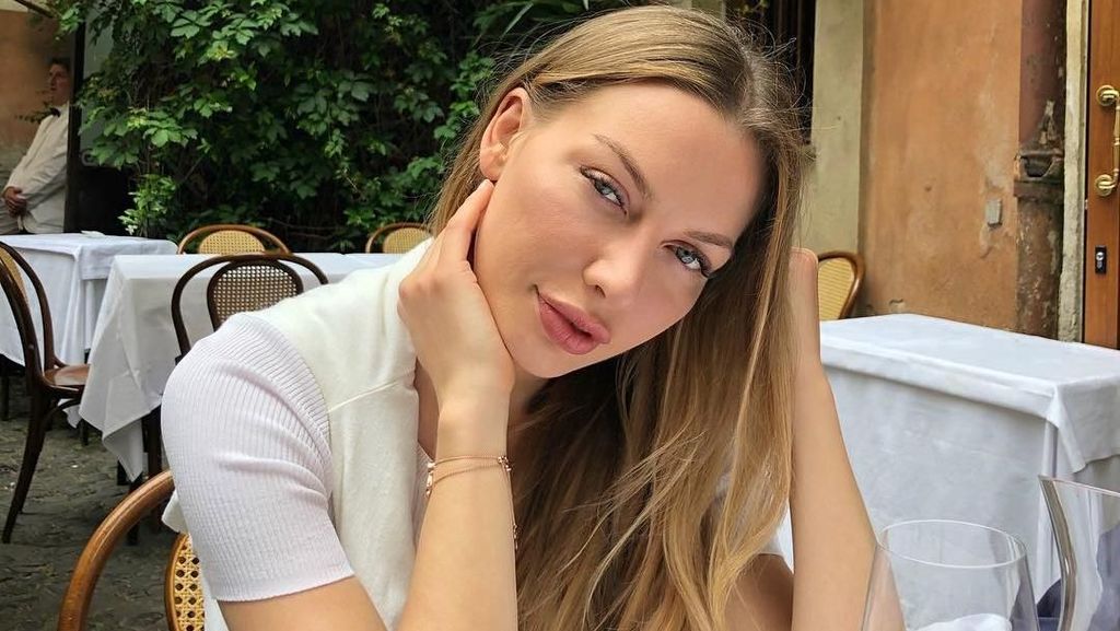 Selebgram Cantik Ini Bikin Heboh karena Sebar Ilmu Cara Gaet Pria Kaya Selebgram Cantik Ini Bikin Heboh karena Sebar Ilmu Cara Gaet Pria Kaya