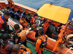 Hari ke-6, 159 Penyelam Cari Korban dan Puing Lion Air JT 610