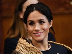 Trik Berbusana Meghan Markle agar Tetap Stylish Saat Hamil