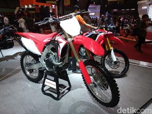 Mejeng di IMOS 2018, Honda Mau Jual CRF450R di Indonesia? Mejeng di IMOS 2018, Honda Mau Jual CRF450R di Indonesia?